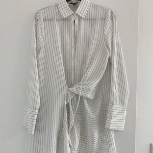 AQUA Tie-Front Long Sleeve Dress